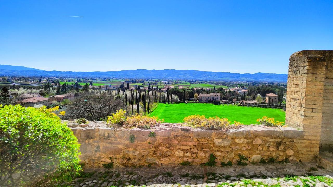 Dimora Porta Venere Villa Spello Exterior photo